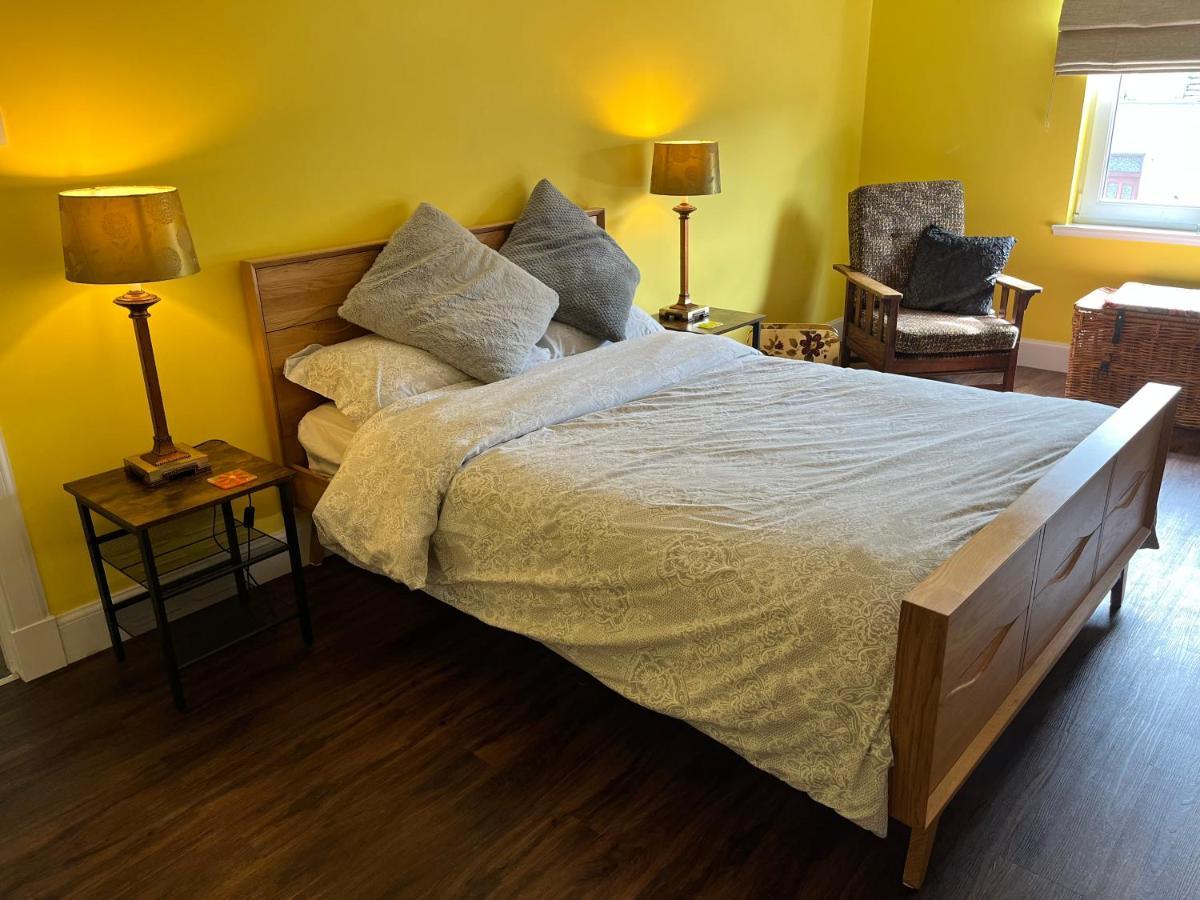 St John'S Town Of Dalry Glentress Apartment 1 Extérieur photo