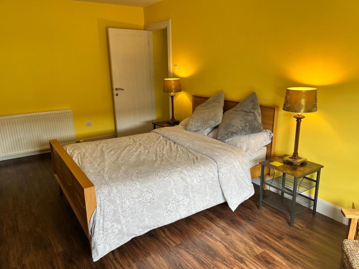 St John'S Town Of Dalry Glentress Apartment 1 Extérieur photo